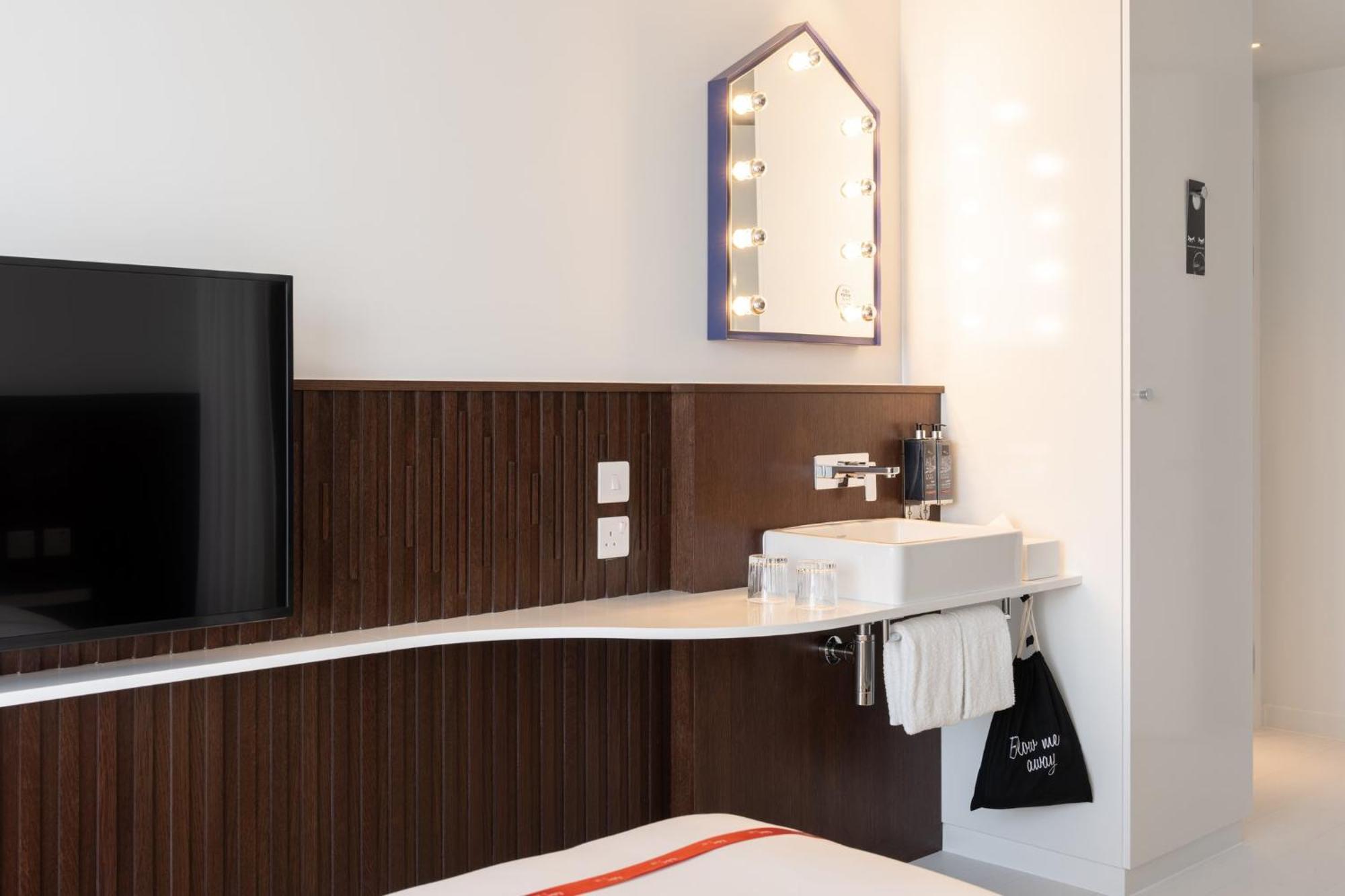 Ruby Zoe Hotel 伦敦 外观 照片